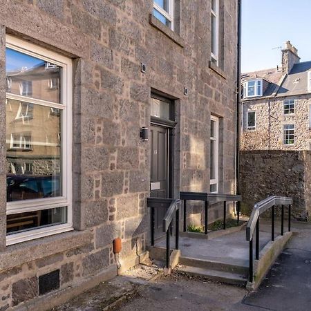West End @ Netflix @ Newly Built Lägenhet Aberdeen Exteriör bild